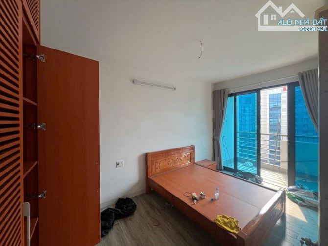 Cho thuê căn hộ cao cấp Trần Thái Tông, 100m2, 3 ngủ, 2 vệ sinh, 16 Triệu có slot ô tô