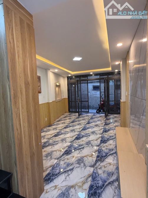 Bán Gấp Nhà Dương Bá Trạc - 52m², 2 Tầng - Chỉ : 5,5 tỷ Thương Lượng