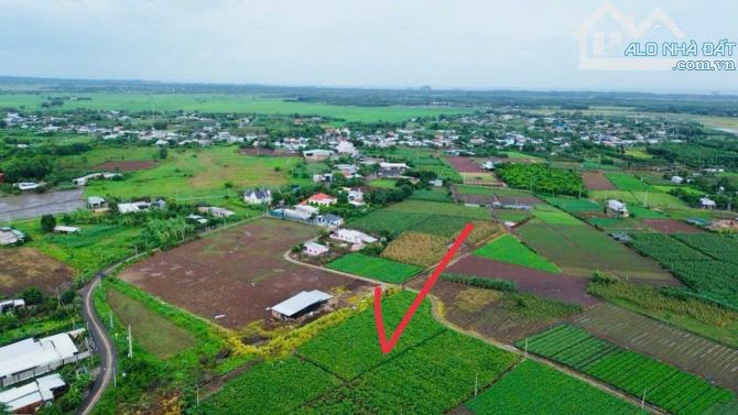 LÔ 4761M GÓC 2 MẶT TIỀN DÀI MIÊN MAN THA HỒ PHÂN LÔ GIÁ 5,5 TỶ
