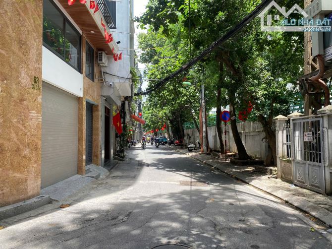 CỰ LỘC - BĐS DÒNG TIỀN( 100tr/th) - MẶT PHỐ Ô TÔ TRÁNH - VIEW ROYAL CITY - DIỆN TÍCH 81M2