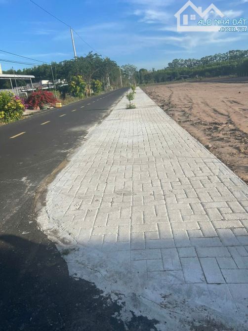 ĐỐI DIỆN KCN ĐẤT ĐỎ XÃ ĐẤT ĐỎ - TP HCM 📐Diện tích 10x38-380m sẵn 160m thổ cư