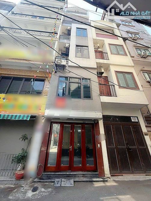Cho thuê nhà nguyên căn Nam Dư , Hoàng Mai. Diên tích 45m 5 tầng, dân cư an ninh tốt, 2 ô