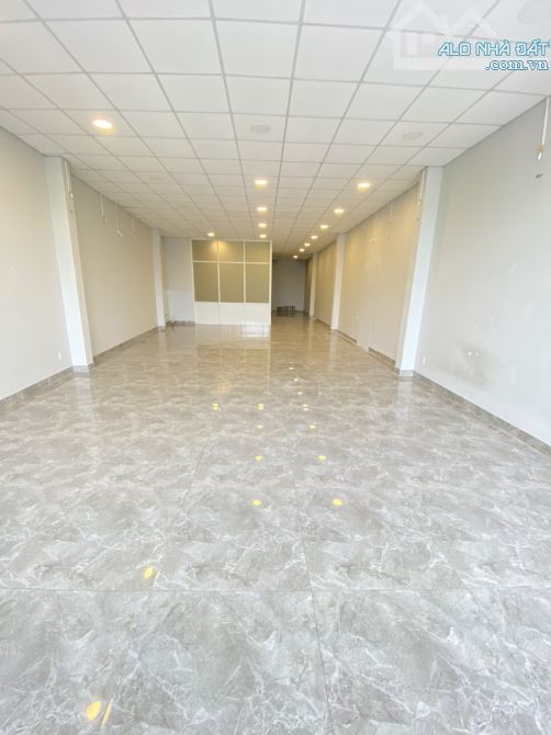Bán nhà 1T1L 6x28m hoàn công, mặt tiền Trần Quốc Toản p.Dĩ An, đang thuê 28tr/th - 10