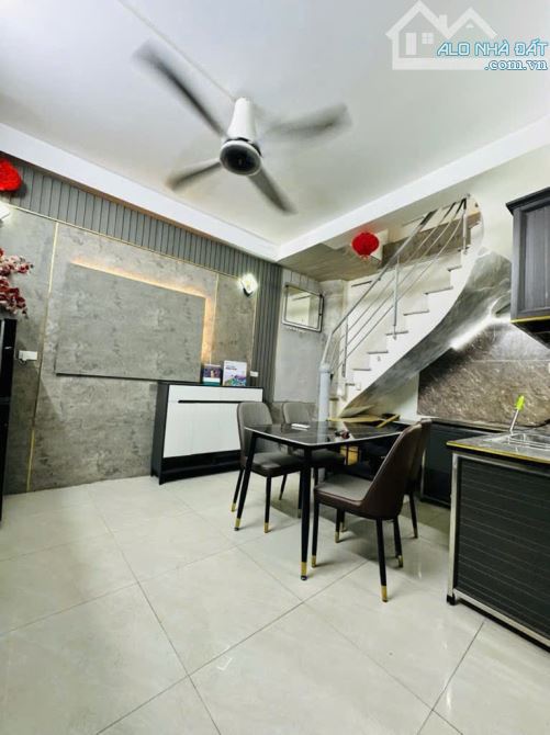 Nhà Xinh KHÂM THIÊN – DT 17m 6 tầng  Chỉ 4,75  tỷ - 10