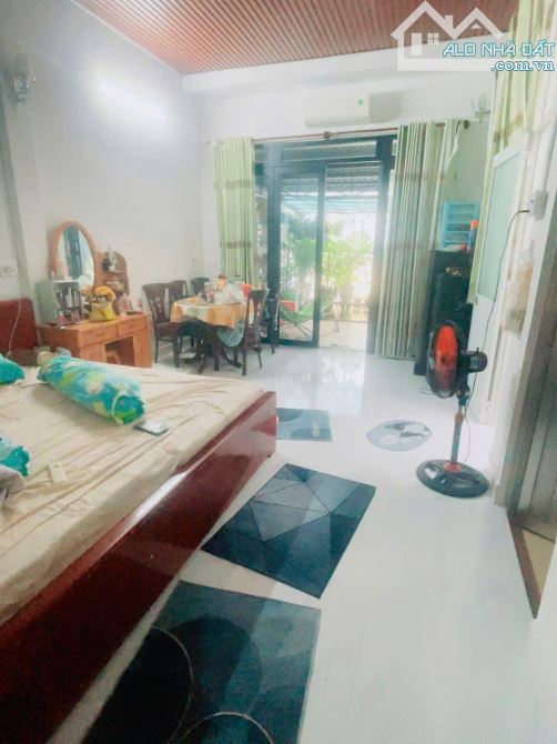 Bán nhà Q2, Nguyễn Thị Định, 4x13, nở hậu 5,8m, có PN trệt, 5.xx tỷ - 10