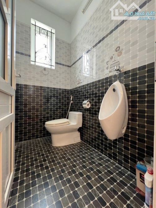 BAN BIỆT THỰ VIP KHU ĐẠI AN DÂN TRÍ CAO - 1T2L ĐẦY ĐỦ CÔNG NĂNG - (10x17) GIÁ 18.7 TỈ TL - 10