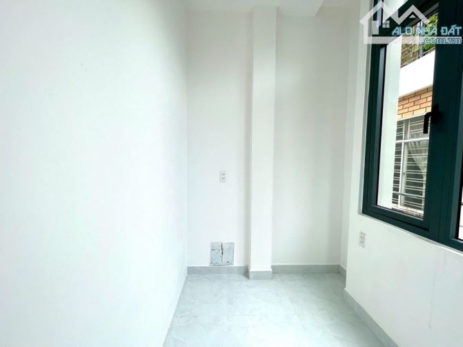 BÁN NHÀ 3 TẦNG, VỊ TRÍ ĐẸP, HOÀNG DIỆU, TRUNG TÂM HẢI CHÂU. 4.55 TỶ - 10