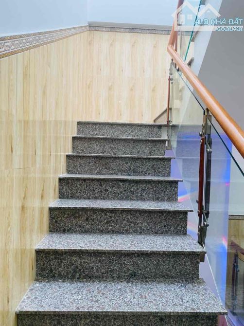 Nhà 3 tầng đẹp – Full nội thất – An cư lý tưởng tại trung tâm Đà Nẵng - 11