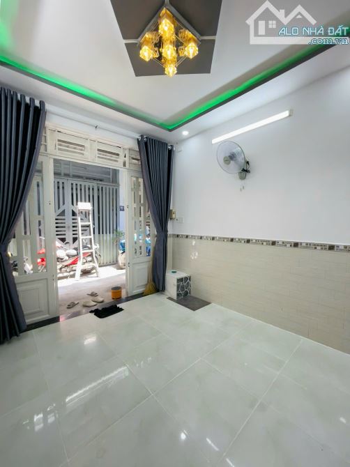 Căn nhà 2 lầu mới vào ở ngay gần nguyễn ảnh thủ Quận 12 - 11