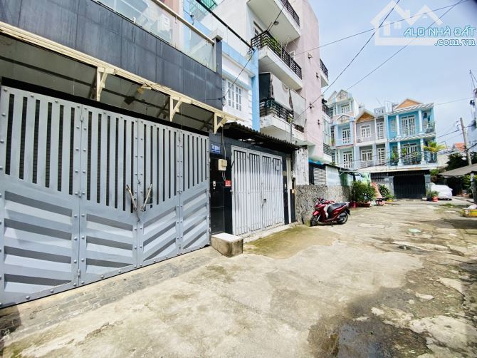 NHÀ HẺM XE TẢI 8M PHẠM VĂN CHIÊU - 3 TẦNG 4 PN - 60m2 6.38 TỶ - 11