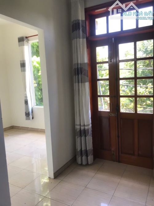 🔥 Nhà 2 tầng đường Ngọc Hồi . // biển Nguyễn Tất Thành  - Diện 75m2 ngang 5m - 11