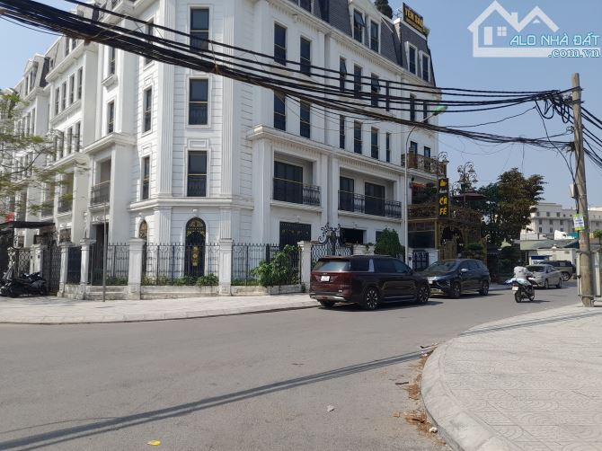 Bán đất Nguyễn Xiển, Đường To Hơn Phố, Lô Góc – 650m2 – MT 55m – 199 tỷ - 1