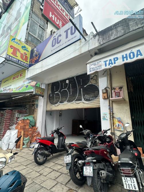 Bán nhà Mặt Tiền Calmette Q1, 4.2x15.5m, SHR, giá chỉ 17.99 Tỷ TL, hiếm - 1