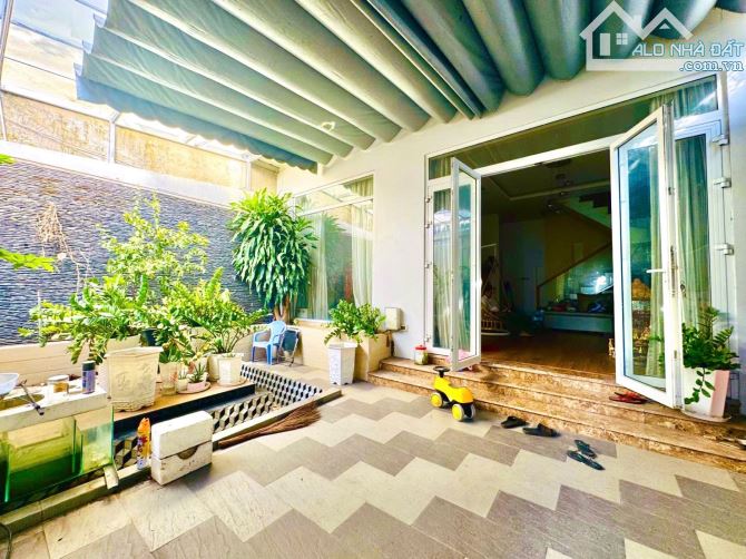 💁‍♂️ Bán nhà 4 tầng 82mv( 7*11.5), Hoàn công đủ, Hẻm xe hơi thông. Ngay làng ĐH Linh Xuân - 1