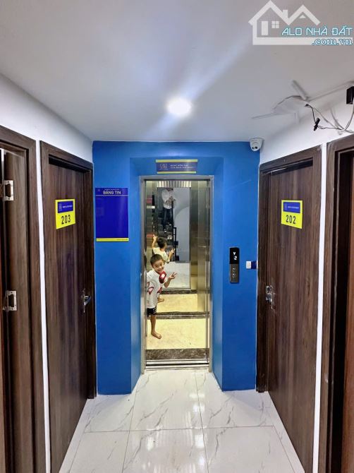 Cần bán chung cư 5 tầng 17 phòng đang cho thuê hơn 30 tr 1 tháng cách GPT khoảng 1.5 km - 1