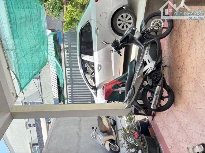 GIẢM 3 TỶ BÁN GẤP NHÀ ÔTÔ VÔ NGỦ ĐÔNG HƯNG THUẬN 216.4M2. GIÁ CHỈ 50 TRIỆU/M2 - 1
