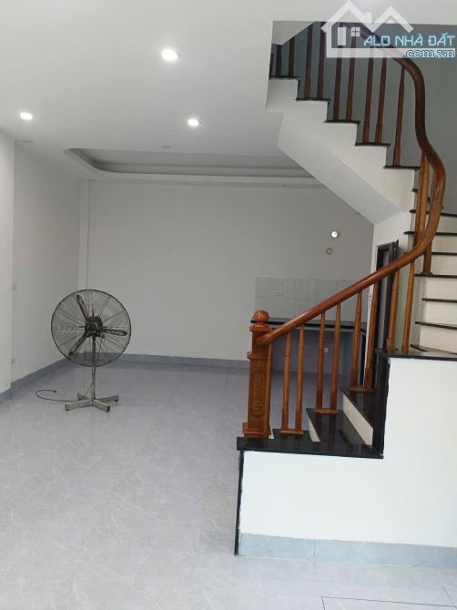 CỰC HIẾM -NHÀ ĐẸP GIÁ CỰC GIẺ  ĐỊNH CÔNG  Q-HOÀNG MAI DT: 45M2 4Tâng MT Cực Rộng Giá 3,7x - 1