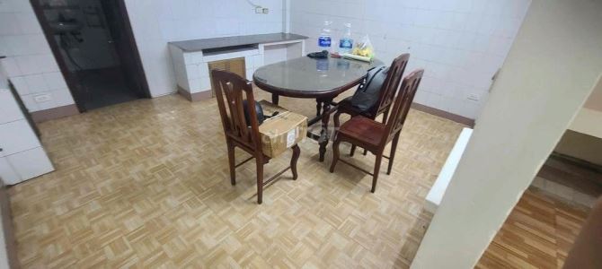 Cho thuê nhà  Cự Lộc, Thanh Xuân 60m x 5 tầng. Giá: 18tr - 1
