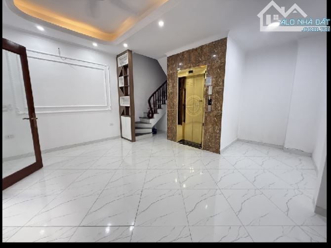 Căn nhà đẹp, xây mới, 6 tầng, thang máy, quá vip trong cùng phân khúc - 1