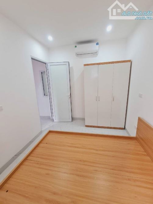 BÁN CĂN TẬP THỂ VẠN PHÚC – 2 NGỦ – Ô TÔ ĐỖ CỬA – 2.95 TỶ - 1