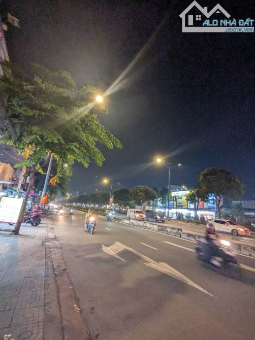 BÁN NHÀ MẶT TIỀN TRƯỜNG CHINH TÂN THỚI NHẤT QUẬN 12, DT 101M² (5× 21), GIÁ SIÊU RẺ - 1