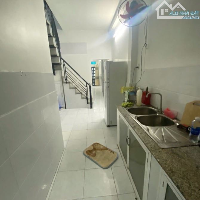 Ngay CMT8-Phạm Văn Hai giáp Bắc Hải-Quận 10. DT 56m2 x 2 tầng, sổ vuông vức. Giá 6,x tỷ. - 1