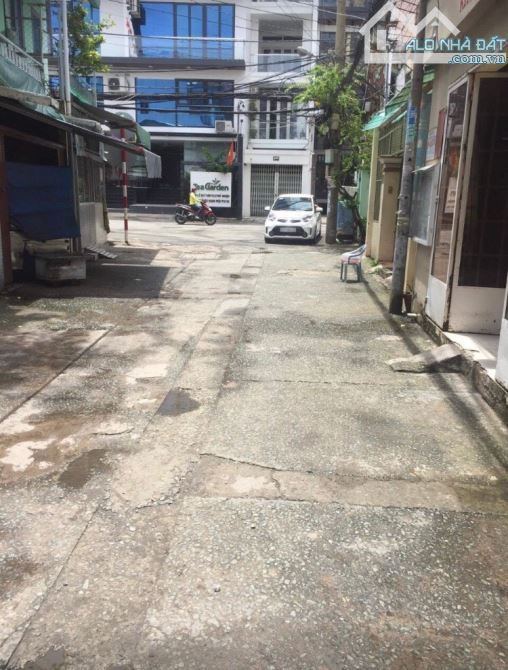 Bán nhà Bàu Cát 1 - Nguyễn Hồng Đào [4.8x7.5m], nở hậu 5.6m. Giá 7.5 tỷ tl - 1