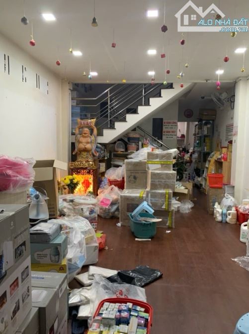 🏠Bán Nhà, Đường Lạc Long Quân giá 13Tỷ - 1