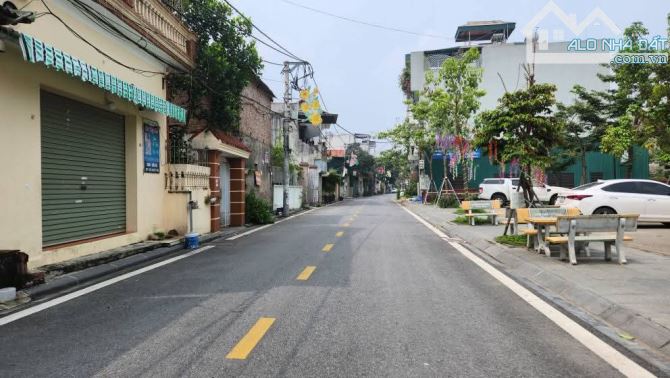 Bán gấp lô đất 100m mặt đường 10m đối diện trường học Kim Chung - 1