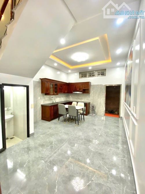 🏠 Căn nhà tại phân lô Văn Cao thông Trung Lực Hải An   - Diện tích: 60m² x 4 tầng - 1