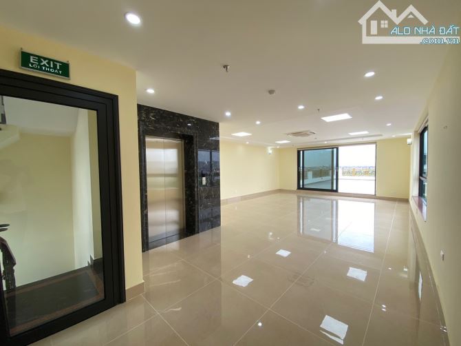 Cho thuê nhà 108 Cự Lộc, Nguyễn Trãi, TX. DT 120, MT 6m, 6 tầng. thang máy giá 68tr - 1