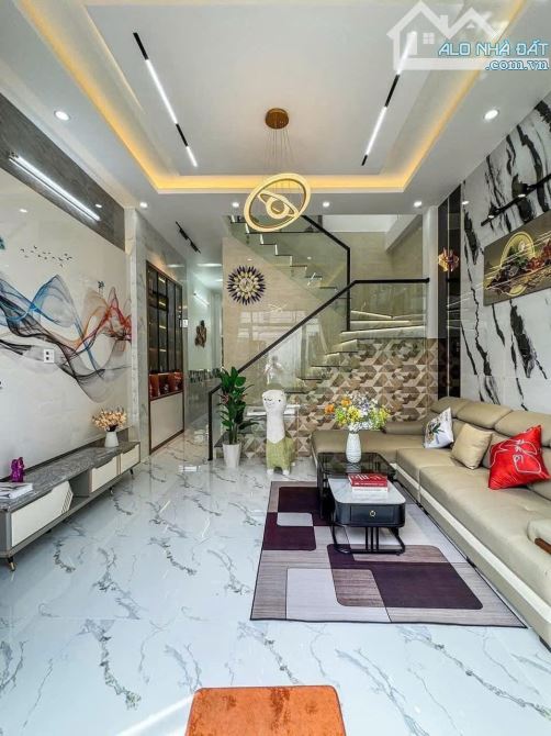 NHÀ 1 TRỆT 1 LẦU CẦU TRÀM CẦN ĐƯỚC LONG AN – DIỆN TÍCH 100M2 – GIÁ CHỈ 2 TỶ – SHR - 1