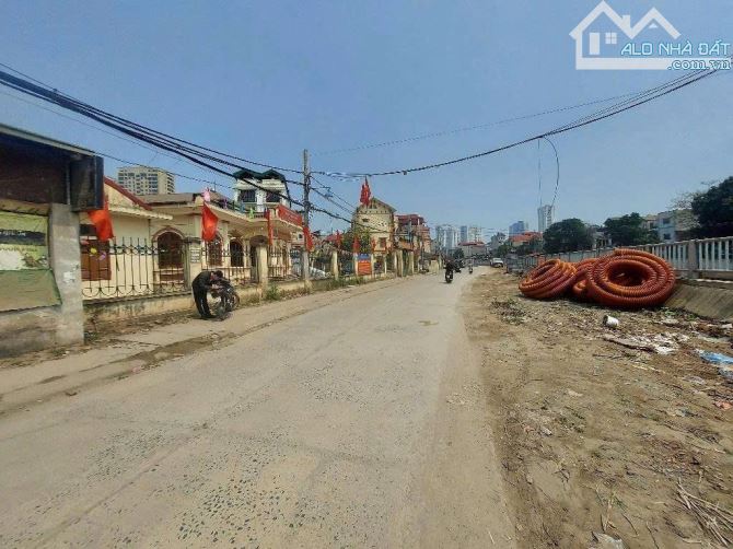 BÁN NHÀ MẶT PHỐ NGÔ QUYỀN,HÀ ĐÔNG, 2 VỈA HÈ, MẶT TIỀN PHÂN LÔ, GIÁ 248TR/1M - 1