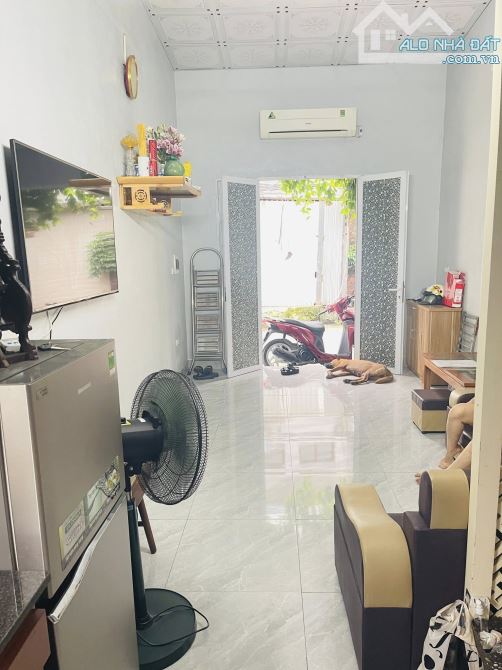 Bán nhà Tân Khai, Hoàng Mai, 1 tầng x 33m2, mặt tiền 3.3m ô tô đỗ cửa - 1