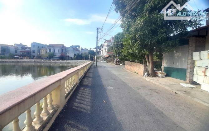 Cạnh Ủy ban Đông Dư-65m MT 4m Ngõ Thông - 200m Chợ-Trường-Trạm - 1