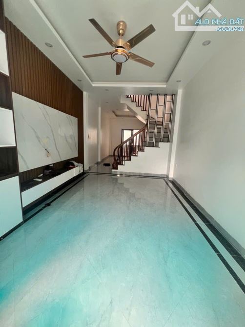 Giá tốt Khu vực cầu diễn  - 39M² - nhỉnh 7 TỶ - ngõ ô tô - 1