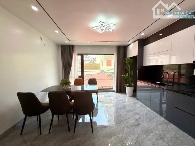 NHÀ ĐẸP Ở NGAY Phố  Đàm Quang Trung 46m2 X 6 Tầng mặt tiền 4.88m, 9.1 tỷ Long Biên. - 1