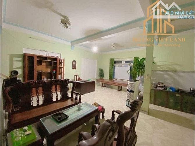 Bán nhà mê 1 trệt 1 lầu  mặt tiền đường Nguyễn Văn Cừ Dt: 7.02x32m (thổ cư 100%) hướng Tây - 1