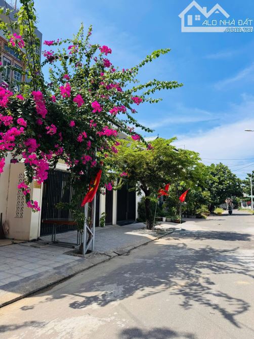 🏆Bán đất đường Bàu Mạc 18, dt97.5m2 Gía 4.19 tỷ sập hầm Khu vip dân cư cao - 1