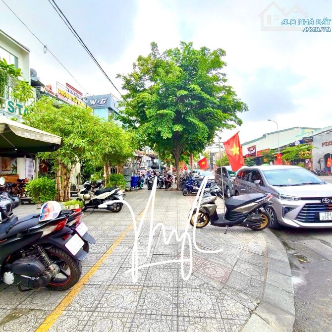 Bán Nhà Góc 2 MT, 3 Tầng, Hẻm Xe Hơi 8m, Đồng Nai Quận 10, DT: 5,7m*15m, Giá 13 Tỷ - 1