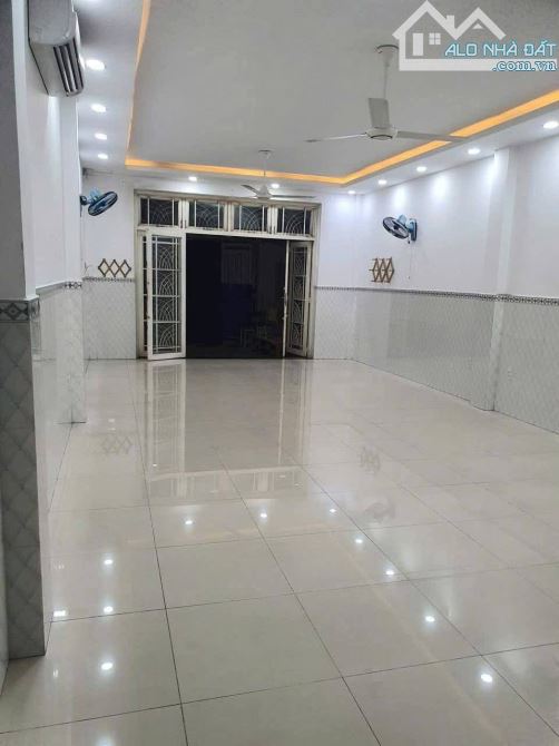 🔥 NHÀ 3 TẦNG ĐẸP NHƯ MỚI – TRUNG TÂM DĨ AN – SỔ HOÀN CÔNG CHỈ 5 TỶ 🔥 - 1