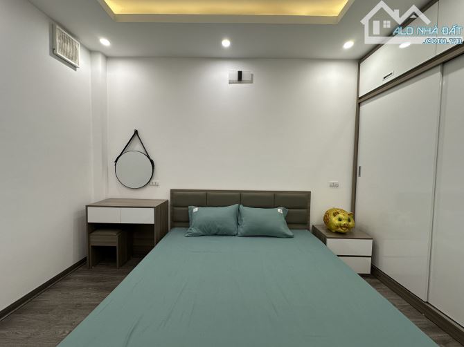 BÁN NHÀ PHÂN LÔ, Ô TÔ, PHỐ PHƯƠNG MAI 50m2 x 4 Tầng Mt4m giá 10 tỷ - 1