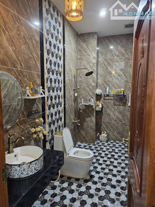 BÁN NHÀ MỚI KHU DÂN CƯ CAO CẤP BÌNH ĐIỀN! Phường 7 Quận 8 - 5x22m - 4 Tầng ST- Giá 11,2 tỷ - 1