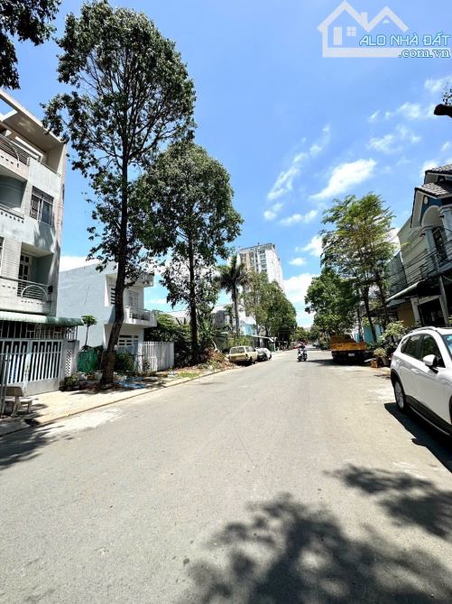 CG. NHÀ MẶT TIỀN 3 LẦU - 275m2 SÀN - ĐANG CHO THUÊ 12tr/ tháng - ĐƯỜNG SỐ 9 KDC LONG THỊNH - 1