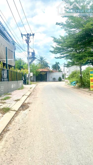 BÁN NHANH LÔ ĐẤT 64M2 QUẬN 9 NGUYỄN XIỂN GẦN VINHOMES GRAND PARK - 1