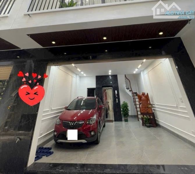 BÁN NHÀ MỚI NGỌC LÂM – DÂN XÂY – GARA Ô TÔ – FULL NỘI THẤT - Ở NGAY – 42M2 CHỈ 11,8 TỶ - 1