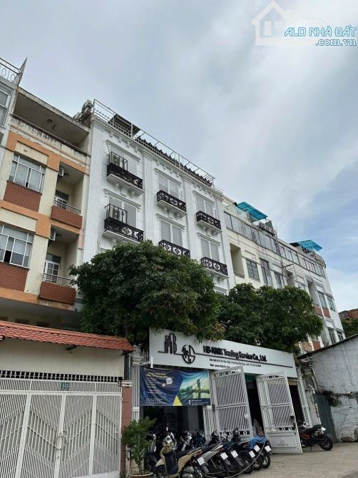 Tòa nhà siêu hiếm Võ Văn Kiệt, Q1, mặt tiền ngang 12m x 16,6m; 6 tầng thang máy. Giá 85T - 1