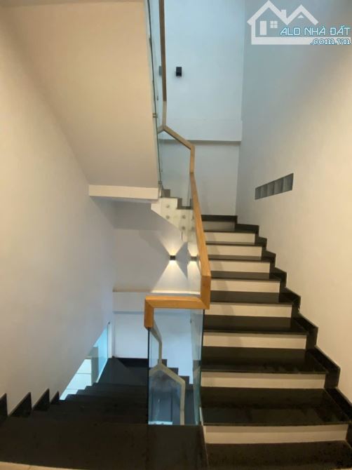 Bán nhà Q2, HXT, Nguyễn Duy Trinh, 4,7x13, 3 Tầng, 7.xx tỷ - 1