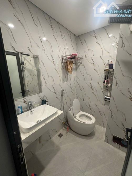 BÁN NHÀ CẦU GIẤY LÔ GÓC 2 THOÁNG – 6 TẦNG THANG MÁY- 43M GIÁ 14,2 TỶ. - 1