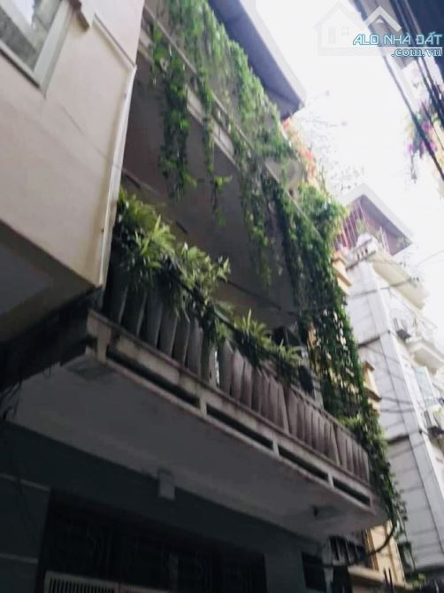Cần bán nhà riêng tt Đống Đa 62m 4 tầng dân xây, ngõ ô tránh ở và KD, phân lô đẹp 12 tỷ - 1